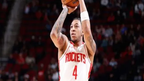 英超精彩瞬间：萨拉赫精妙助攻，加克波力挽狂澜