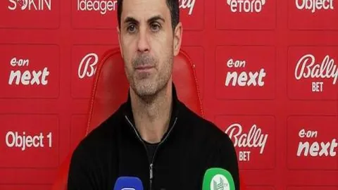 《42胜33绝杀！揭秘阿甲剧本背后的掌控者》